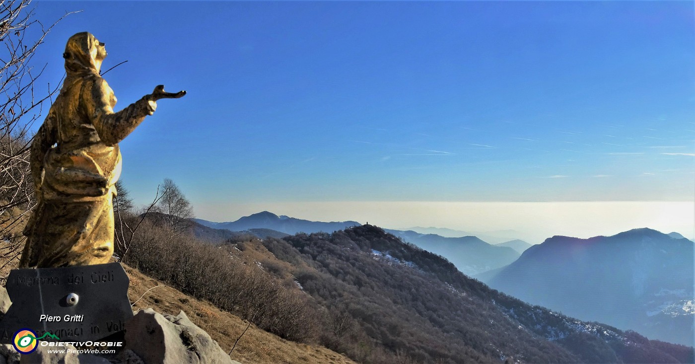 35 'Mamma dei cieli accompagnaci in volo' (al punto di decollo parapendio 1330 m).jpg